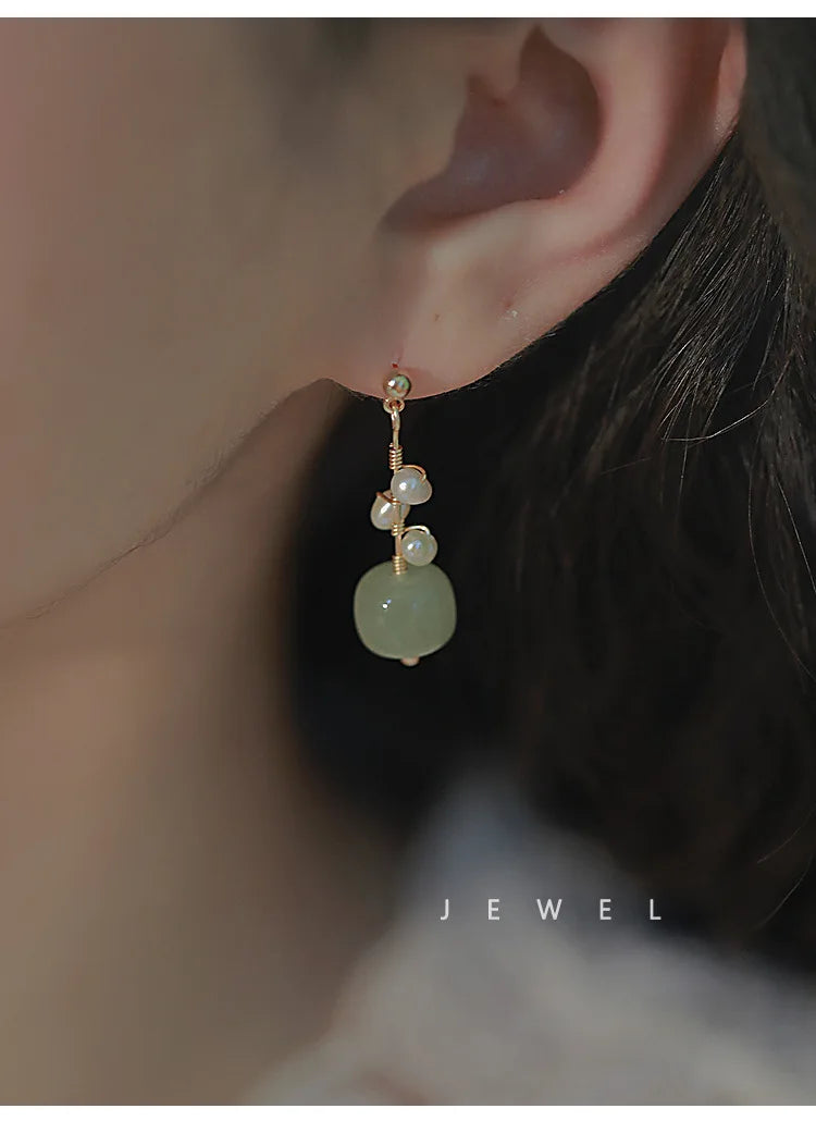 VOQ Natural Hetian Jade Earrings Feminine High-end Luxury Stud Earrings Women's Boutique Pearl Jewelry